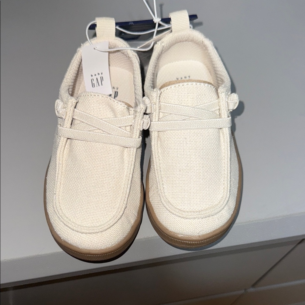 GAP Cream Baby Walker Shoes